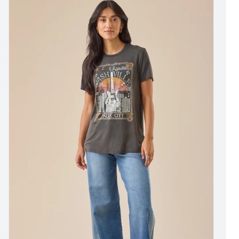 Altar'd State‎ Nashville Music City Graphic short sleeve Tee Grey XS